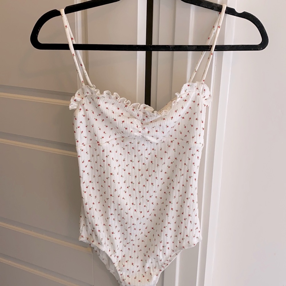 princess polly floral bodysuit